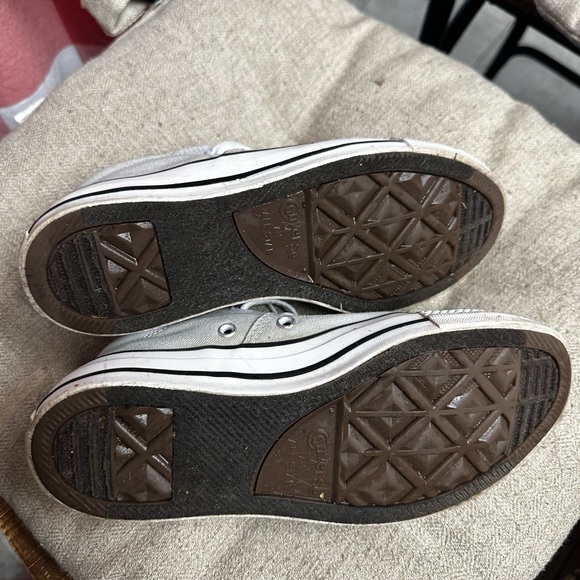 Size 7 converse all star - Picture 4 of 5